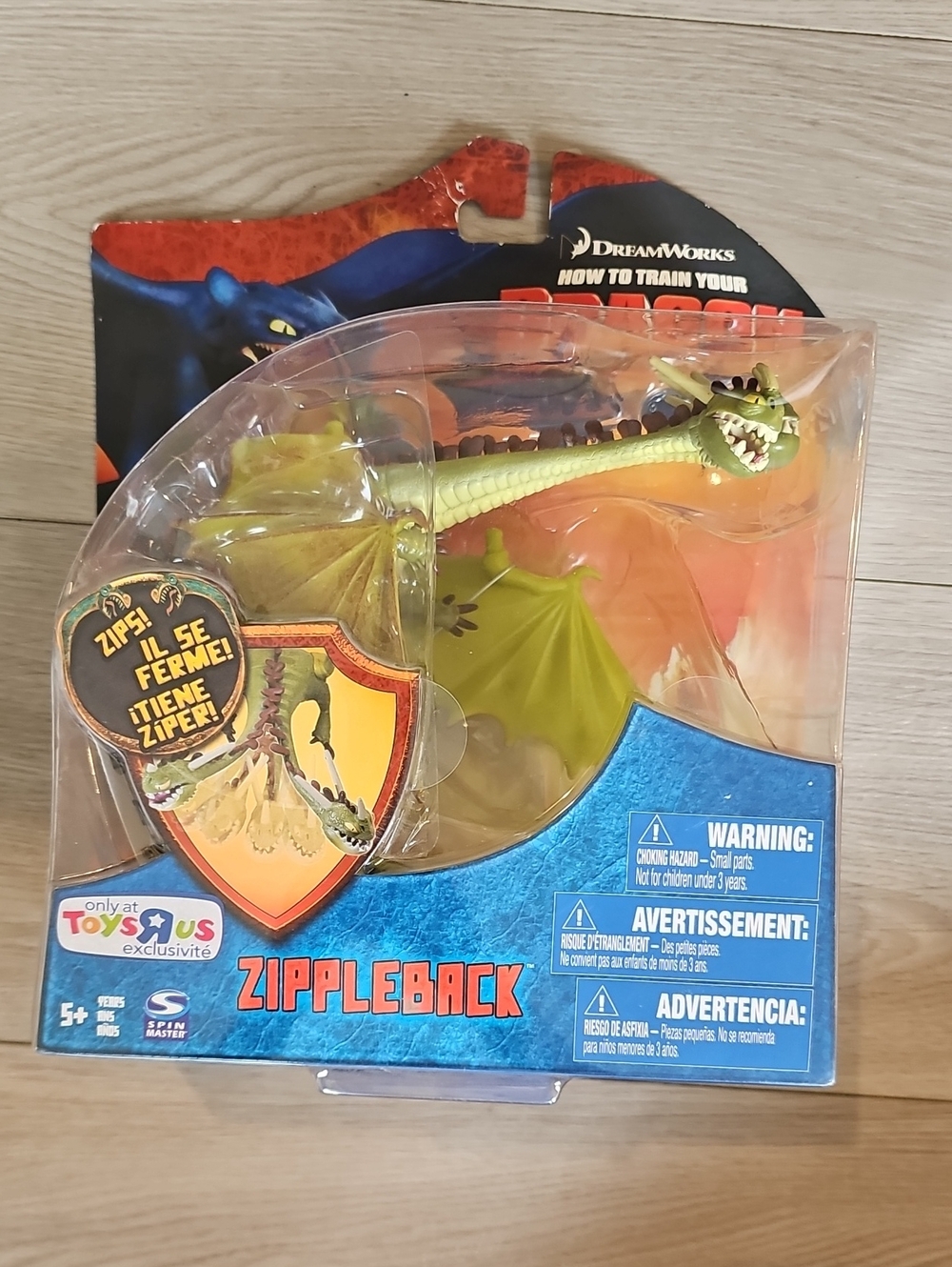 2010 How To Train Your Dragon Zippleback Toys R US Exclusive - In Packaging Read